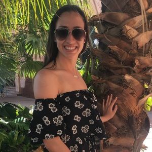 Meet your Posher, Lizzy